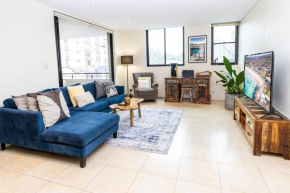 Bright & Spacious 2 BDR w Pool Parking Balcony AC, Sydney